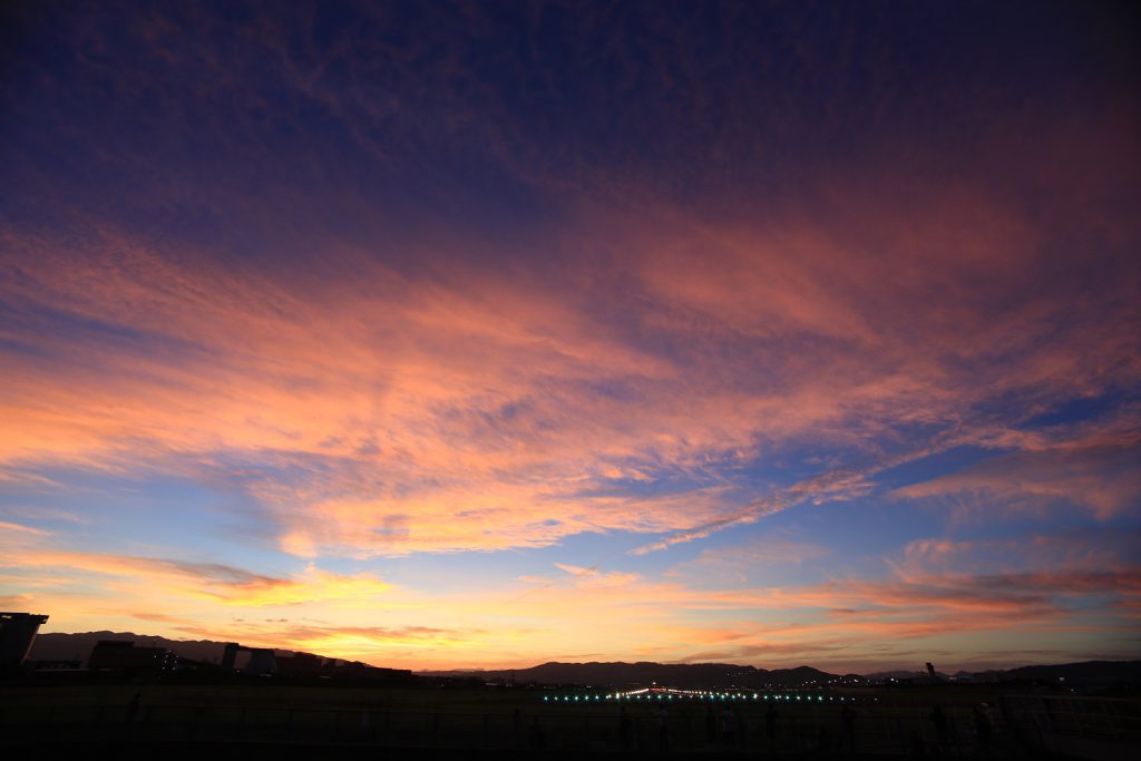 夕暮れの伊丹空港 その２